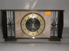Superb ceas vechi de birou Metamec quartz ,cadru metal+ marmura ! foto