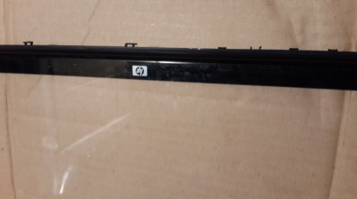 rama display cu protectie HP HDX18 x18 X18T 1000 series cu DEFECT !! foto