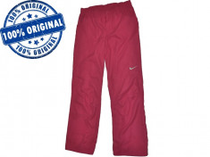 Pantaloni Nike Sports Club pentru femei - pantaloni originali foto