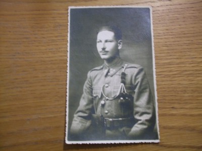 MILITAR IN UNIFORMA (datat 1945) - CP necirculata foto