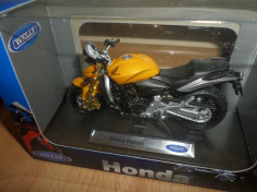 Macheta motocicleta HONDA HORNET scara 1:18 welly foto