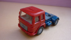 W3. Cap tractor MAN, wiking, scara 1/87 foto