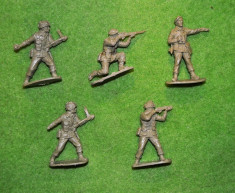 #2 Lot 5 figurine soldati armata, cca 5.5cm, plastic, colectie, verzi, diorama foto