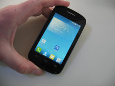 ALCATEL Pop C1 - Yomi One Touch 4015x - smartphone Android 3G decodat Dualcore foto