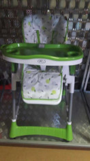 Scaun inalt cu masa pentru copii roco verde foto