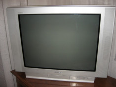 Vand televizor color Sony Trinitron, stereo, diagonala 70 cm foto