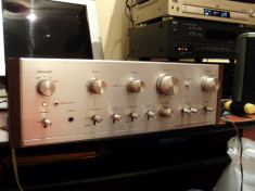 Vintage Pioneer SA-7100 stereo amplifier foto