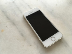 iPhone 5S 16GB Gold stare f buna,NEVERLOCKED,pachet complet - 999 LEI ! Okazie foto