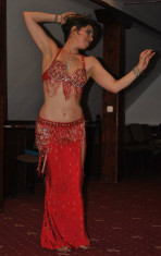 Costum profesional de belly dance. Costum dans oriental foto