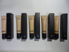 Fond de ten MAC STUDIO SCULPT SPF 15 Nr 15,20,25,30,35 cantitate 30 ml foto