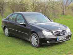 Mercedes-Benz C220 foto