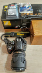 Nikon D5100 cu obiectiv 18-105mm si accesorii foto