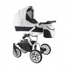 Carucior 3 in 1 Holland Silver W11 (Alb cu Negru) Bebetto foto