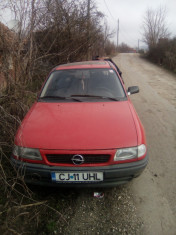 Opel Astra foto