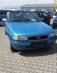 Opel Astra foto