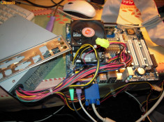 Placa de baza Asrock P4VM890 socket 478 si Procesor Intel Celeron 1.7GHz foto