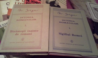 IN.IORGA//STORIA ROMANILOR DE N IORGA 1988 VOL1 PI , VOL1 PII CARTONATE foto