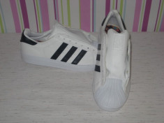 Adidasi Adidas Barbatesti foto