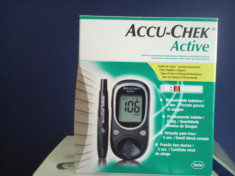 Pachet aparat testare glicemie Accu-Check fara teste foto