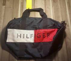 Geanta Tommy Hilfiger foto