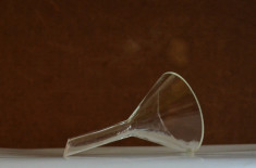 Sticlarie laborator, palnie sticla - 9cm foto