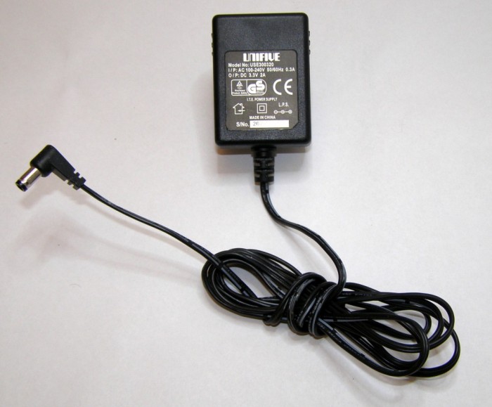 Alimentator 3.3 Vdc 2 A(678)