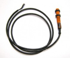 Senzor de proximitate inductiv Efector IF3004 BPKG(176) foto