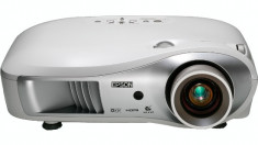 VIDEOPROIECTOR PROIECTOR EPSON EMP TW700 HD HDMI Diagonala Imagine 7,5 metri foto