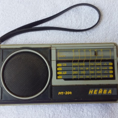 RADIO NEIWA RP-204 , FUNCTIONEAZA .