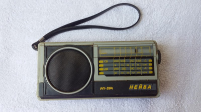 RADIO NEIWA RP-204 , FUNCTIONEAZA . foto