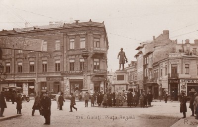 GALATI , PIATA REGALA MONUMENTUL C.NEGRI MAGAZINE CAMINUL SIONIST MASINA EPOCA foto