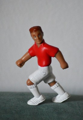 Figurina fotbalist Euro 2000 UEFA, nr 10 Liverpool UK, 8cm. vintage foto