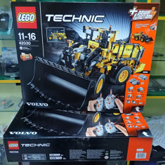 Lego Technic42030 Volvo L350F Wheel Loader original sigilat camion telecomanda foto