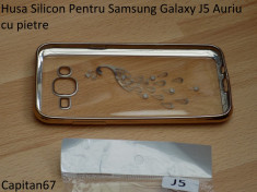 Husa Silicon Pentru Samsung Galaxy J5 Auriu cu pietre foto