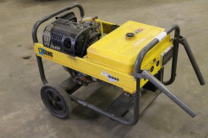 Generator curent SDMO DX 6000 diesel cu pornire la cheie foto