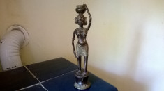 STATUETA VECHE AFRICANA DEOSEBITA DIN BRONZ FATA TRIBALA NIMBA foto