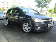 Opel Astra H foto