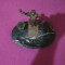 statueta din bronz cu placa de marmura superba inaltime 20 cm