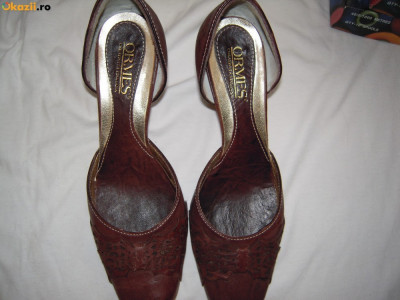 Pantofi ORMES, in totalitate din piele, maro, inaltime toc 6 cm., marime 36 foto