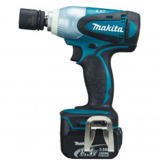 MAKITA BTW250RFE Masina de insurubat cu impact cu 2 acumulatori Li-Ion,... foto