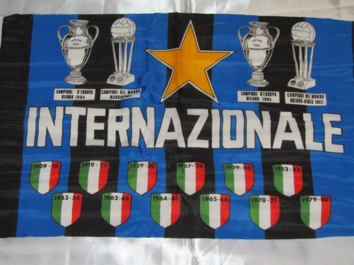 Steag fotbal - INTERNAZIONALE MILANO (dimensiuni 67 x 44 cm)