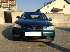 Opel Astra foto