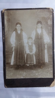 FOTOGRAFIE VECHE - ATELIER FOTOGRAFIC L.STROBEL MUHLBACH ( SEBES ALBA ) foto