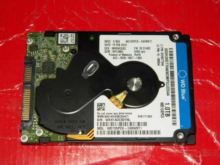 Hard disk NOU hdd laptop 1TB SATA 3 Western Digital Blue WD10SPCX foto mare Hard disk NOU hdd laptop 1TB SATA 3 Western Digital Blue WD10SPCX foto mare