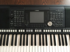 Entertainer Keyboard Yamaha PSR s950 foto