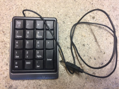 tastatura NUMpad cu 2 porturi USB foto