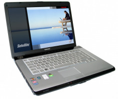 Dezmembrez Toshiba Satellite A200 foto