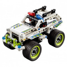 Lego? Technic Interceptorul Politiei - 42047 foto