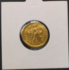 Moneda de aur- Solidus - Imp. Bizantin Justinian I foto