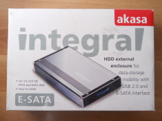 Rack Extern Akasa Integral 3,5 inch SATA / IDE. foto